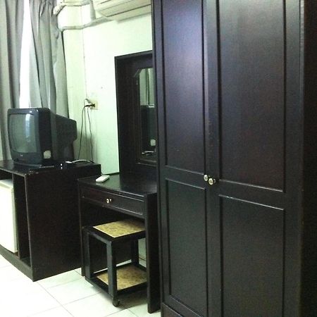 Diamond Mansion & Guesthouse Сурат Тхани Екстериор снимка
